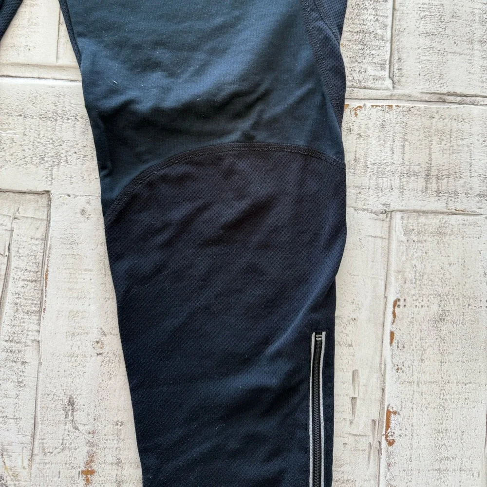 Mizuno Breath Thermo Running Joggers - Picture 7 of 10